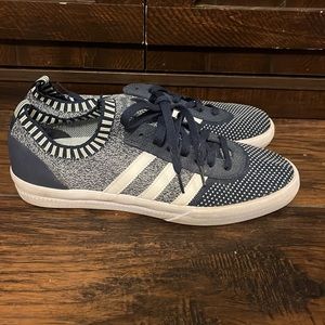 adidas lucas puig mens sneakers, blue, size 10 1/2, good worn condition.